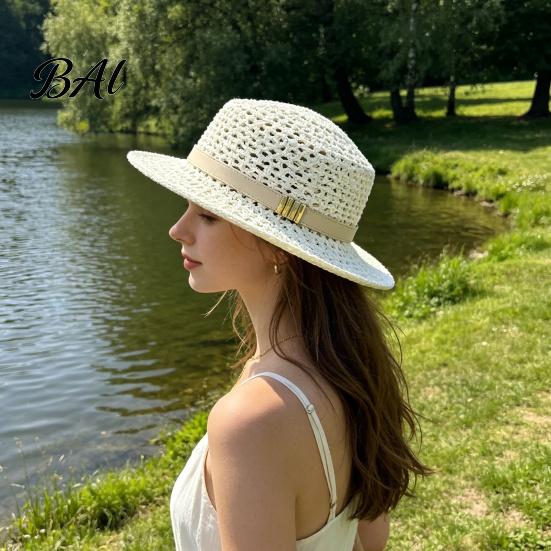 Foldable Travel Hat for Vacation Women Wide Brim Straw Sun Hat, with Retro Leather Belt, Stylish Beach Outings UV Protection Breathable Summer