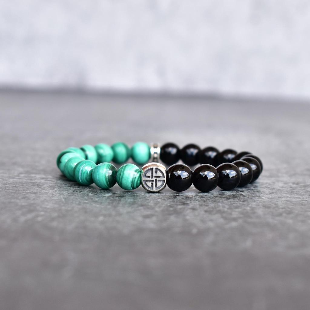 Genuine malachite and onyx beaded bracelet Protection healing bracelets gifts for men Handmade beaded bracelet for him Celtic Shield Knot