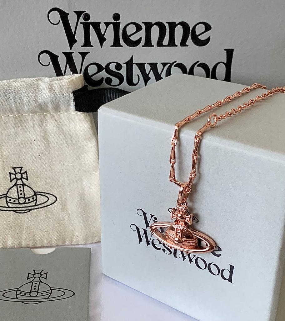 Vivienne Westwood Коллекция Suzie Рельефное Серебряное Ожерелье и Браслет U-образной и Геометрической Формы Медный Материал Гальванизированная Цепочка для Ключицы