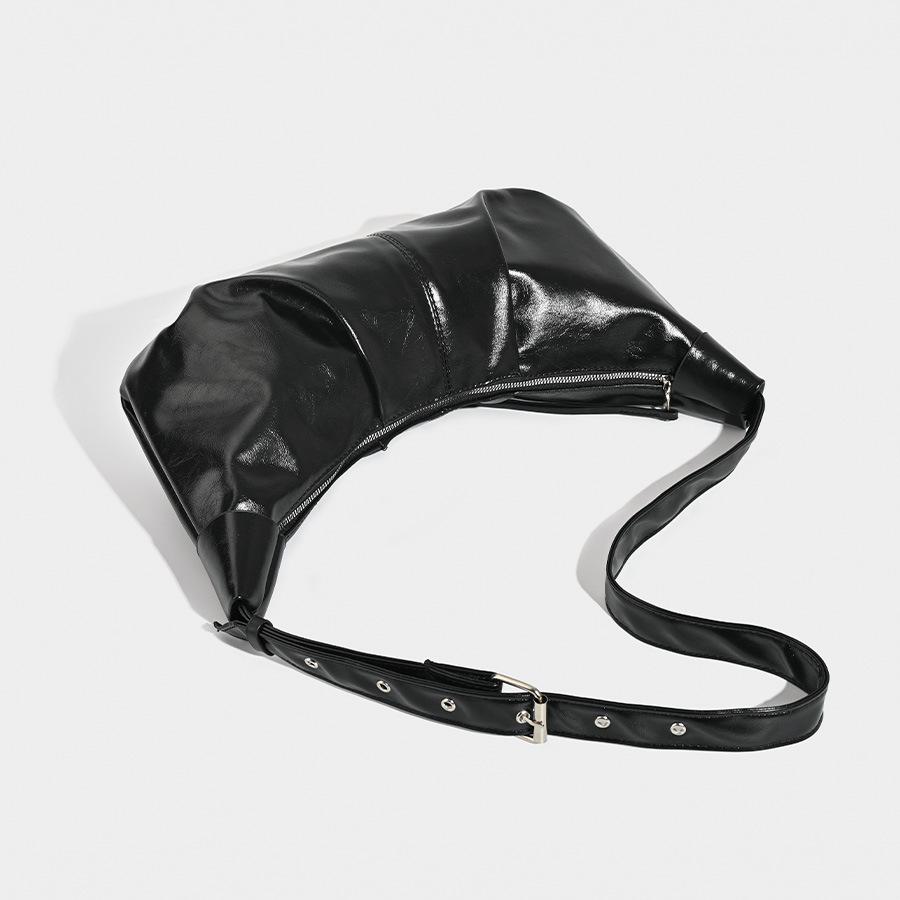 Весенняя новая текстурированная сумка под мышкой женская сумка женская наклонная набедренная на одно плечо корейская версия модная универсальная ретро модная сумка-тоут