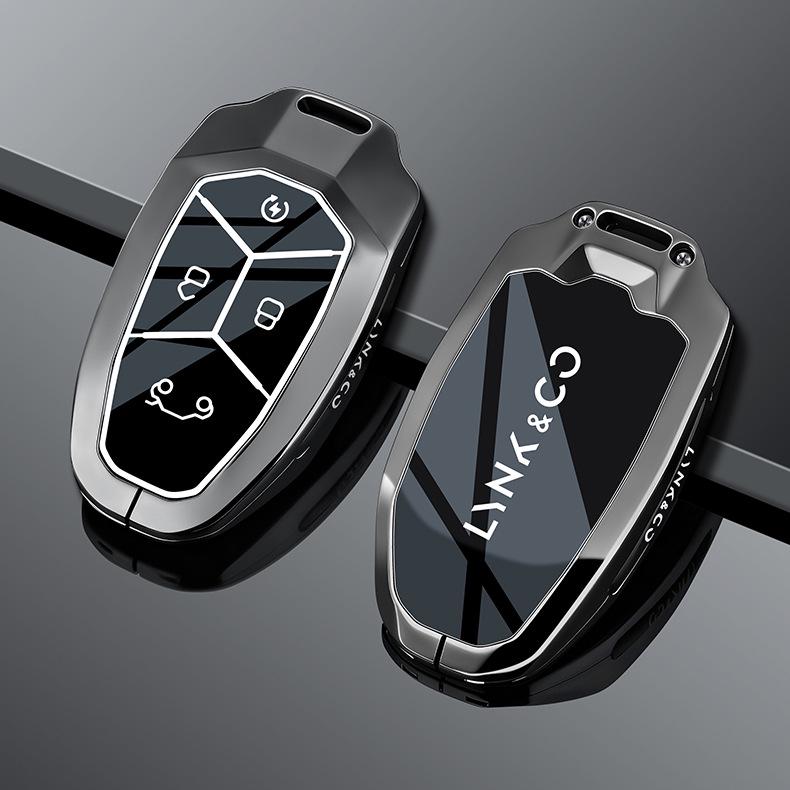 Металлический чехол-брелок для ключа автомобиля Lynk & Co 06 для моделей 2024 года 01/02/03 с дизайном в виде узора камня и пряжкой.