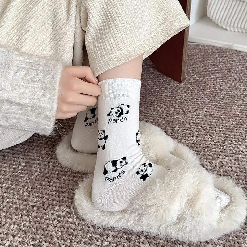 Корейские модные женские носки с рисунком панды из мультфильма Kawaii, милые носки в стиле колледжа для школьниц, дышащие хлопковые носки средней длины