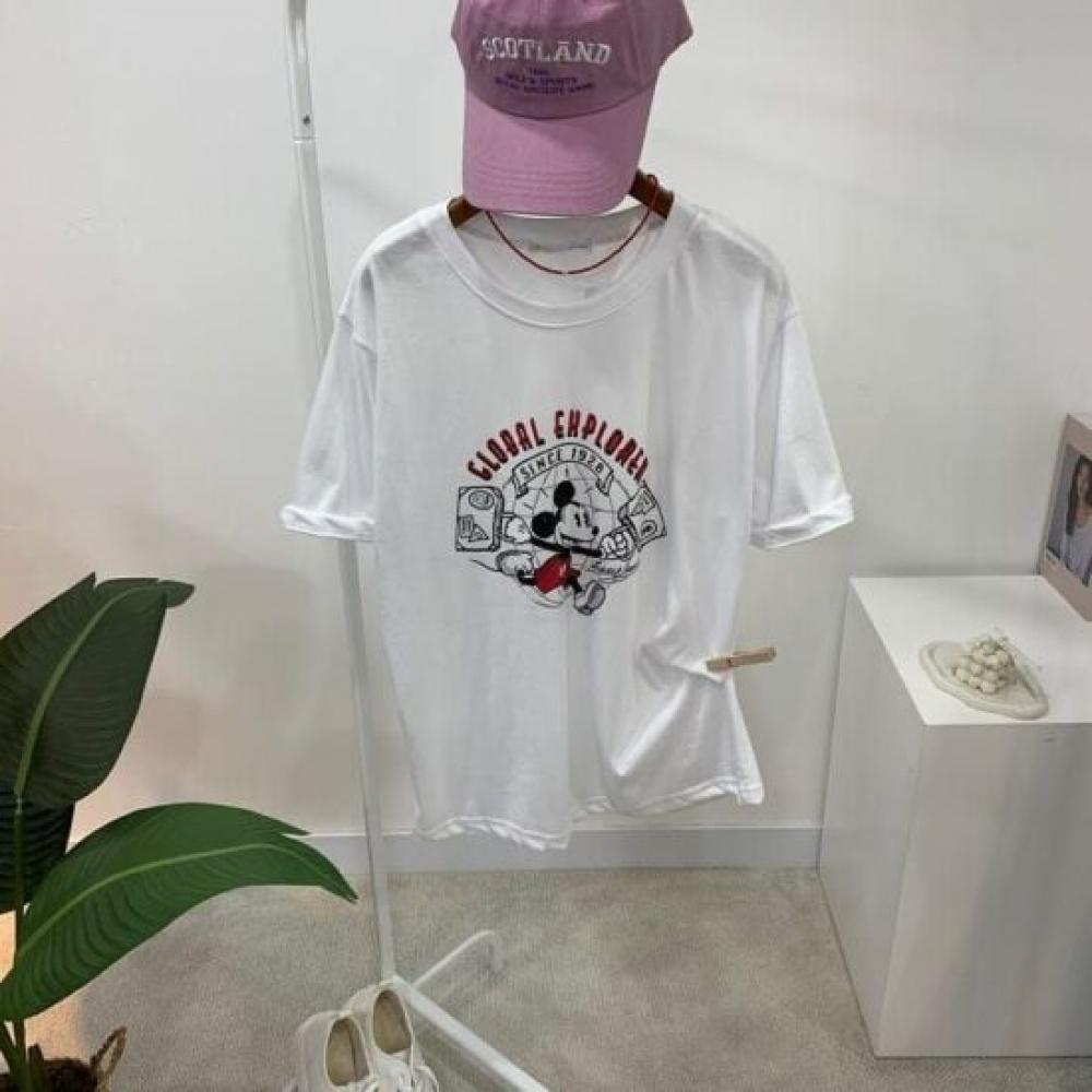 C S In The Room Sakamiki prInTIng ShorT Sleeve T ShirT 3 Color