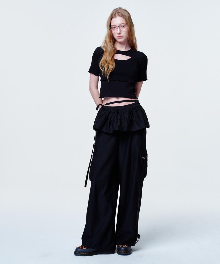 2113 STUDIO Cross Cut Crop Black