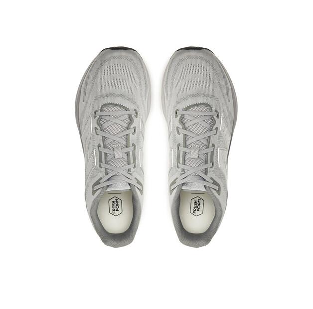 Беговые кроссовки New Balance 680