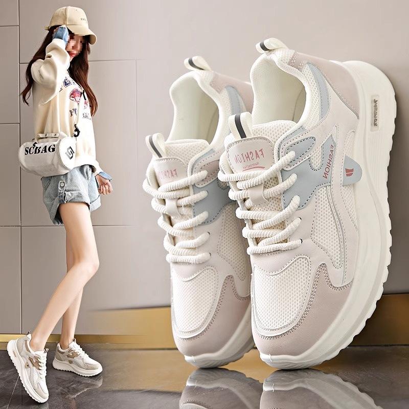 Running and jumping three-in-one test shoes for female junior high school students