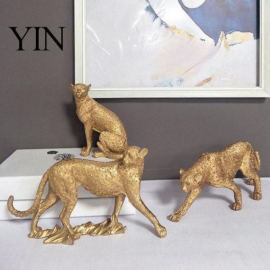 Office Desktop Decoration Golden Leopard Figurine Model, Vivid Statue, Squatting Running Posture, Resin Decorative Ornament for TV Stand Entryway