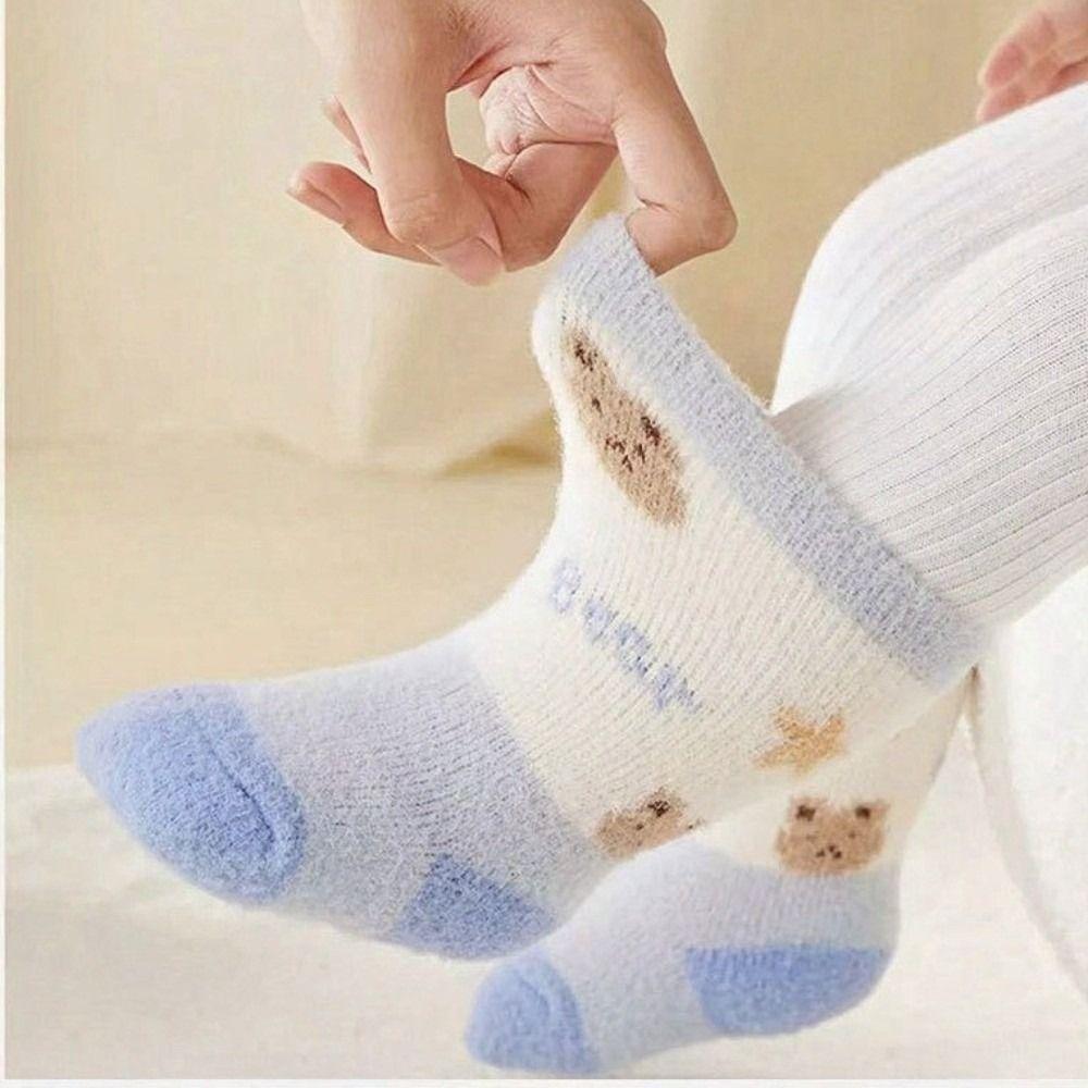 New Cute Cartoon Middle Tube Socks Comfotable Thickned Socking Cold Proof Warm Socks for Baby