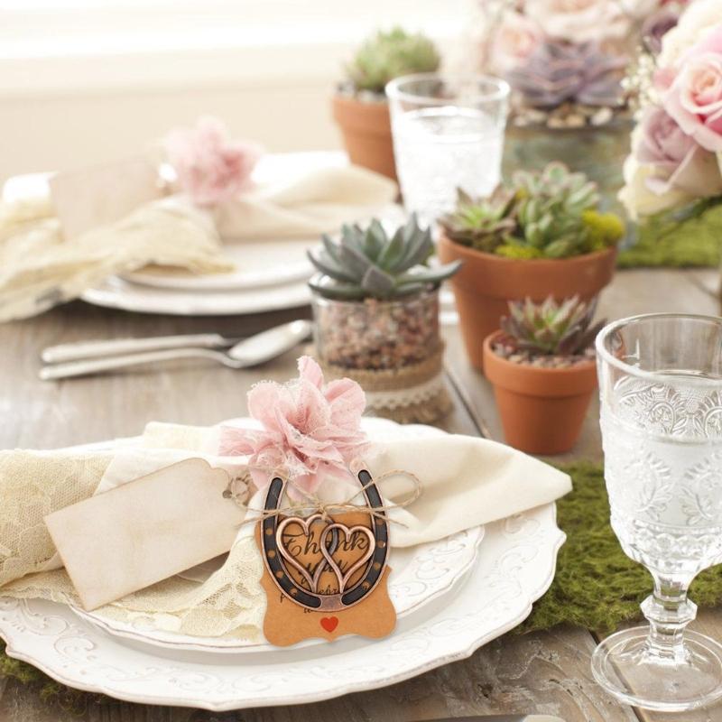 Pack of 10 Metal Horseshoe Party Favors Keychain Pendant Wedding Decorations Party Favors Wedding Table Decors for Table