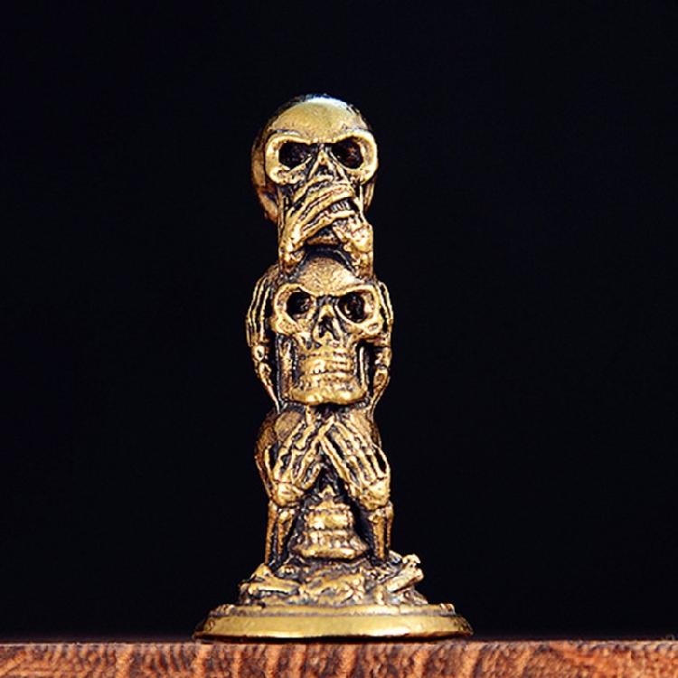 Mysterious Brass Skull Stack Statue Set Figurine Decorative Office Desk Decoration Halloween Theme Gift Accessory