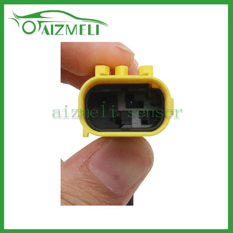 Rear View Camera Reverse Parking Assist Backup 95760-2P202 For Kia Sorento XM 2011~2013 Auto 95760-2P201 957602P201 957602P202