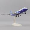 20 см Оригинальная модель самолета B747 Реплика из сплава Сувенирный самолет Подарок с подставкой для колес Коллекционный для любителя авиации