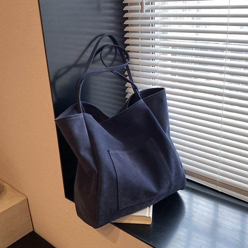Suede Shoulder Bag for Women's Handbags Purse Fashion Large Capacity New Autumn and Winter Versatile Commuting Tote Bag