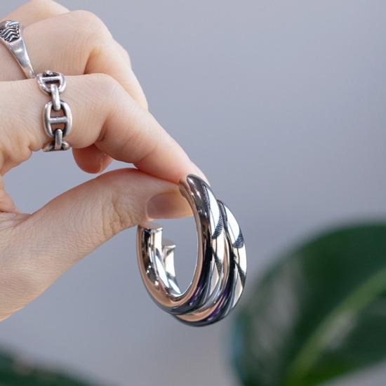 Серьги Bloom Up (Носит Хонджун из ATEEZ)