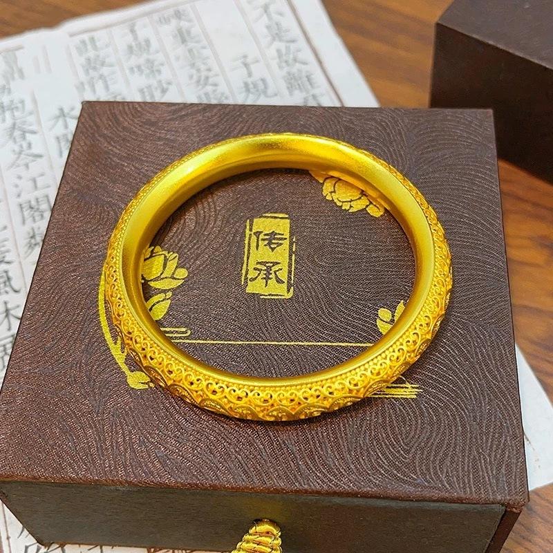 Gold shop antique-style hollow filigree Ruyi phoenix tail bracelet, vintage palace-style wedding accessory jewelry