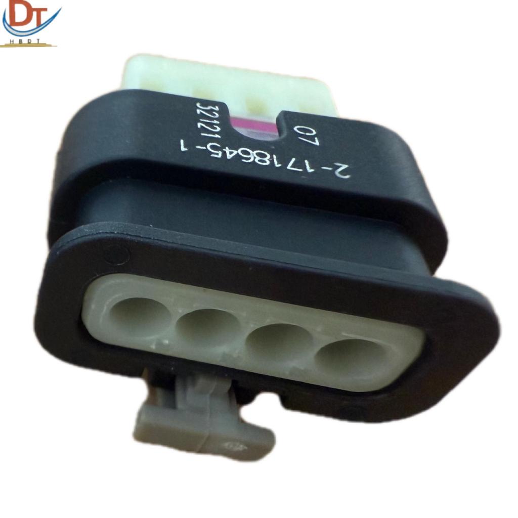 4-Pin Automotive Wire Harness Connector Plug with Plastic Shell