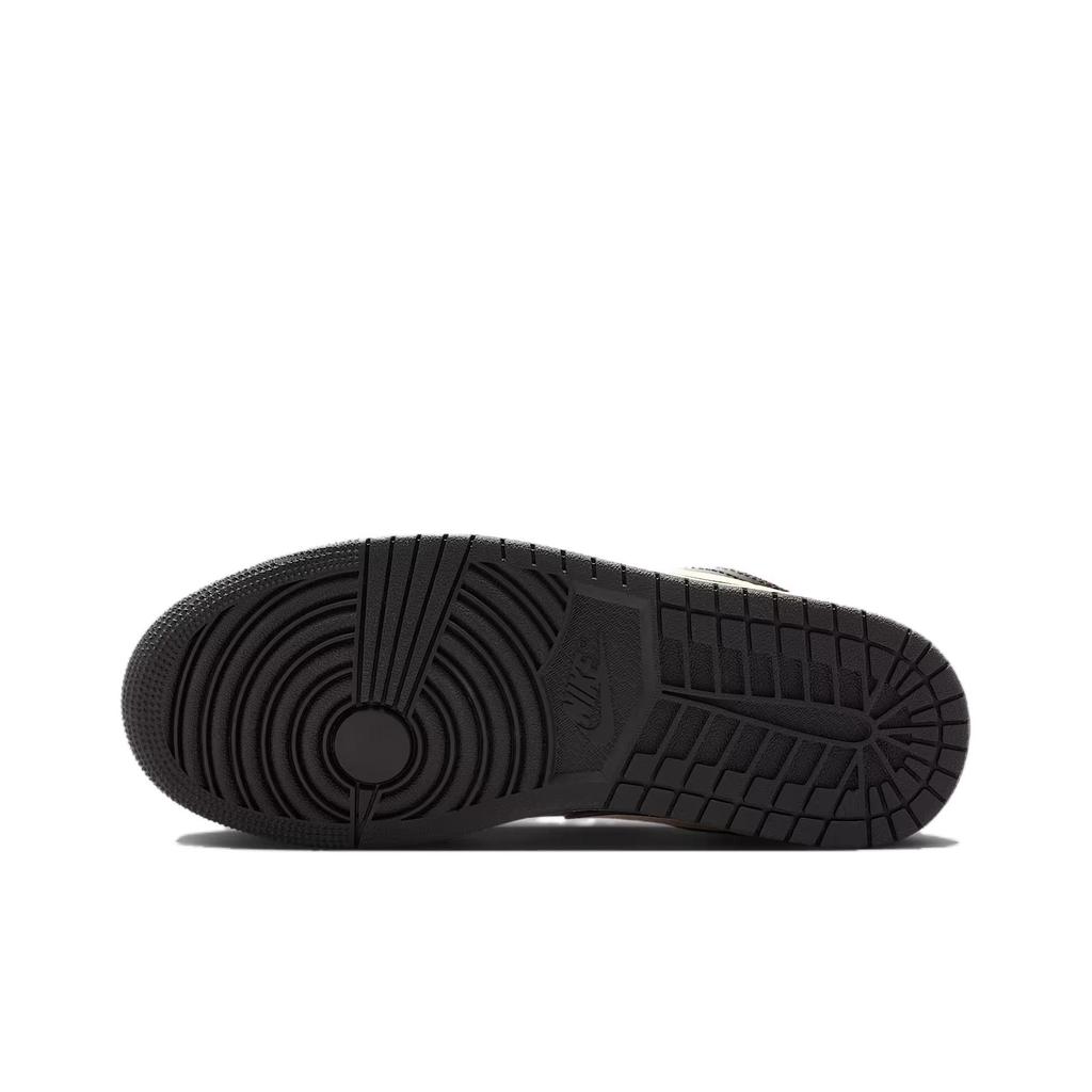 Женские кроссовки Air Jordan 1 Low Mystic Hibiscus Black Красные Кокосовое молоко DC0774-605