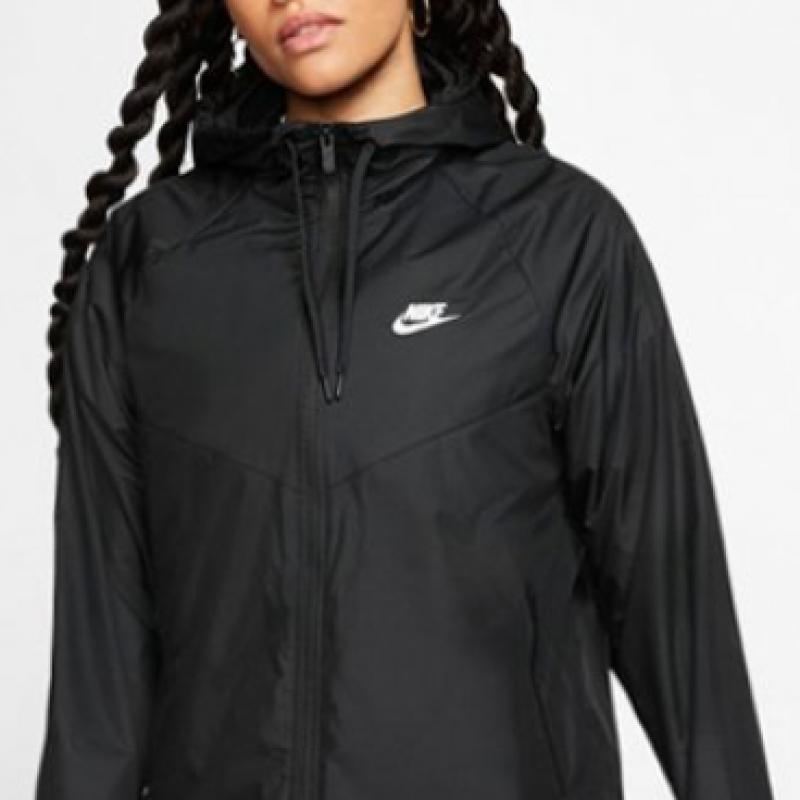 Nike Женская куртка Windrunner Bv3939 010