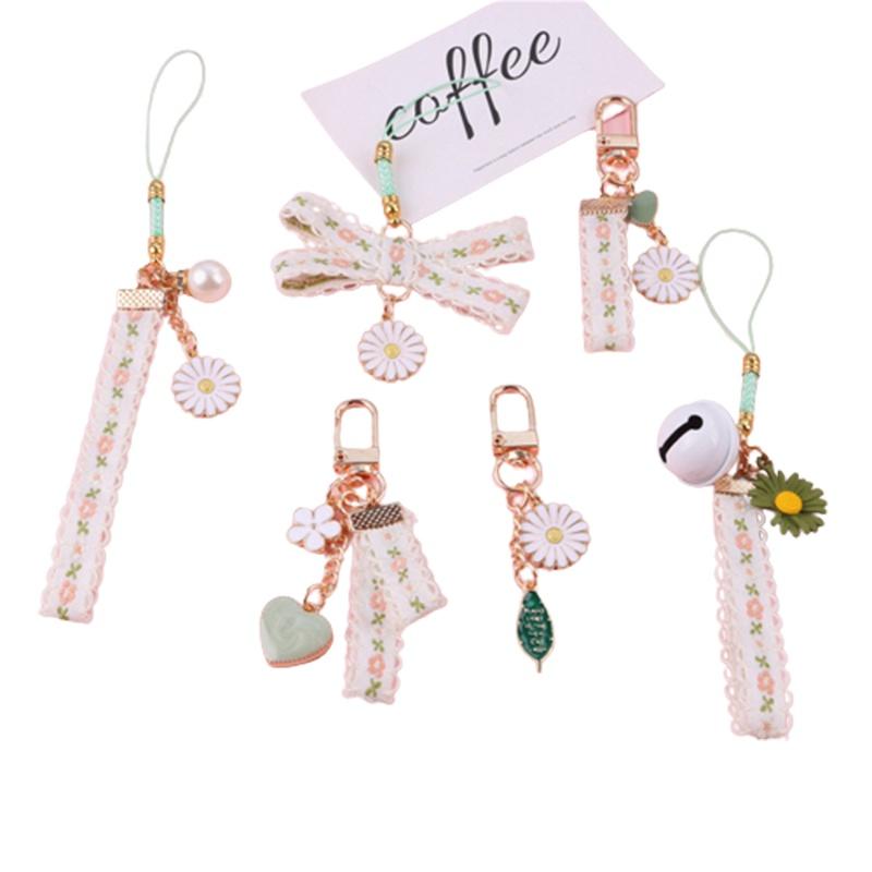 Ins Style Daisy Keychain Pendant For Fashionable Bag Decoration And Gifting
