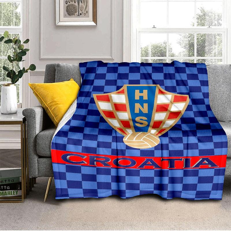 Croatian Football Emblem Blanket Outdoor Flannel Blanket for Camping, Hiking, Garden Parties, Picnic Essentials,gift for family and friends