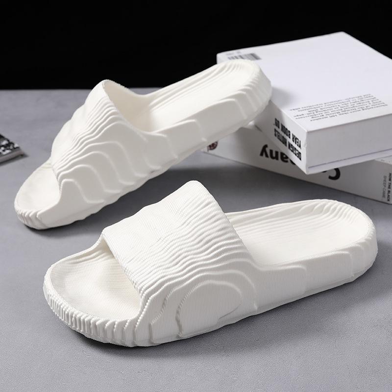 Летние шлепанцы в стиле Канье: Модные, на толстой подошве, большого размера, в корейском стиле, универсальные парные тапочки