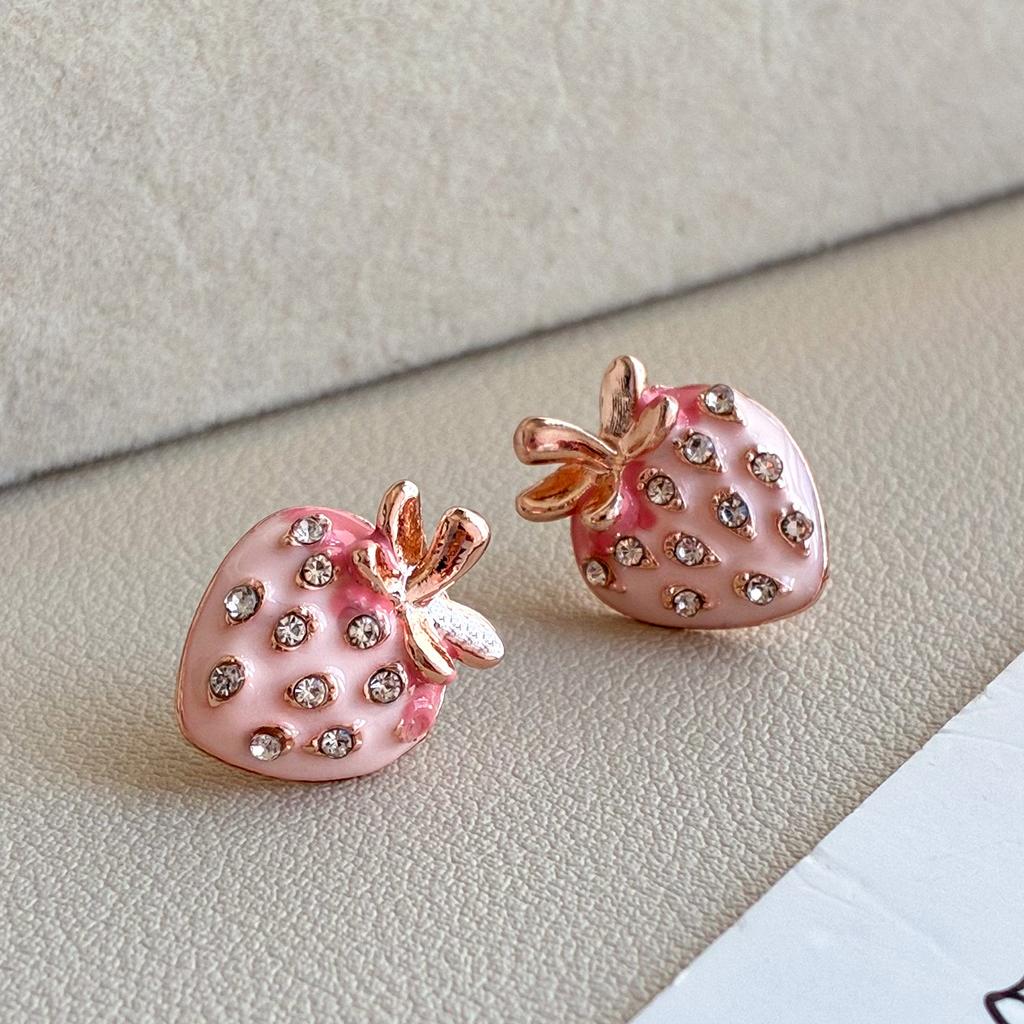 Exquisite and small point drill oil strawberry love zircon stud earrings women's design temperament sweet fashion earrings earrings