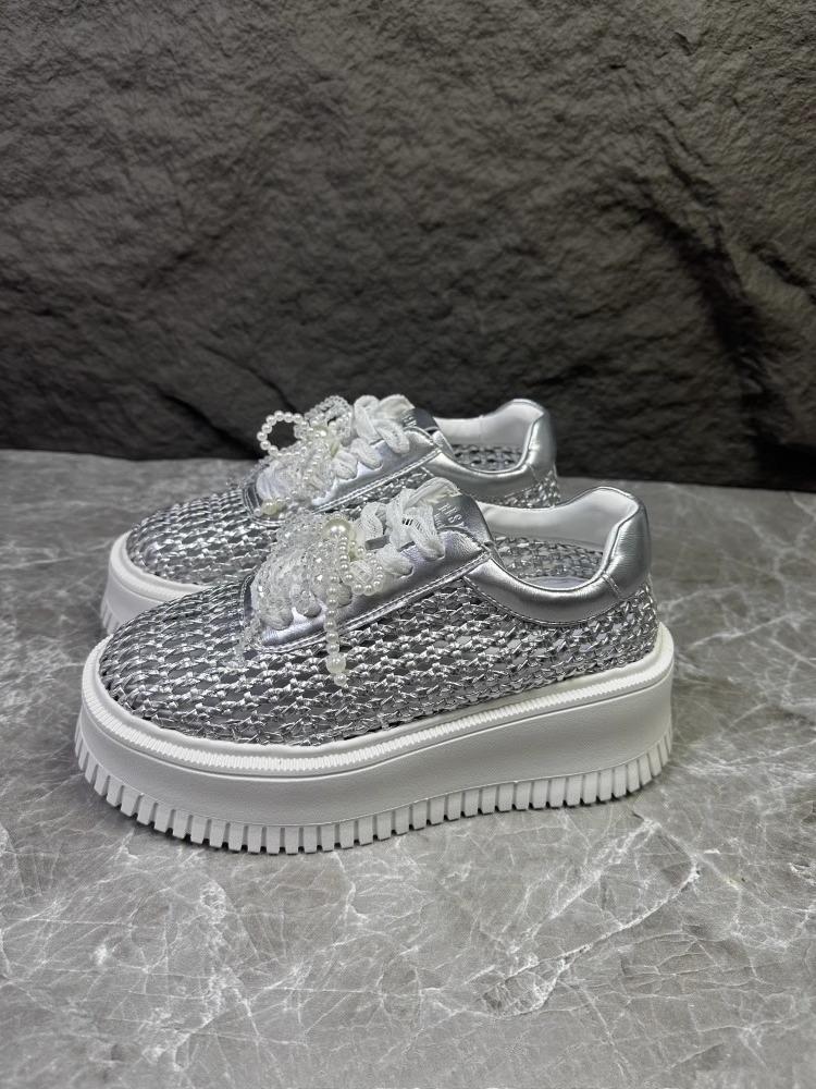 Модная женская обувь 2025 Лето Новые увеличивающие рост сетчатые дышащие туфли на платформе Легкие на шнуровке с бантом Повседневная обувь