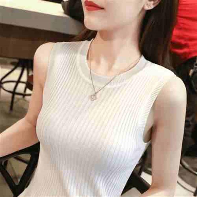 Summer Sleeveless Round Neck Casual Tank Tops Women Fashion Slim Fit Solid Base Pullover Tanks Women Camis Simple Office Lady Vest 26230