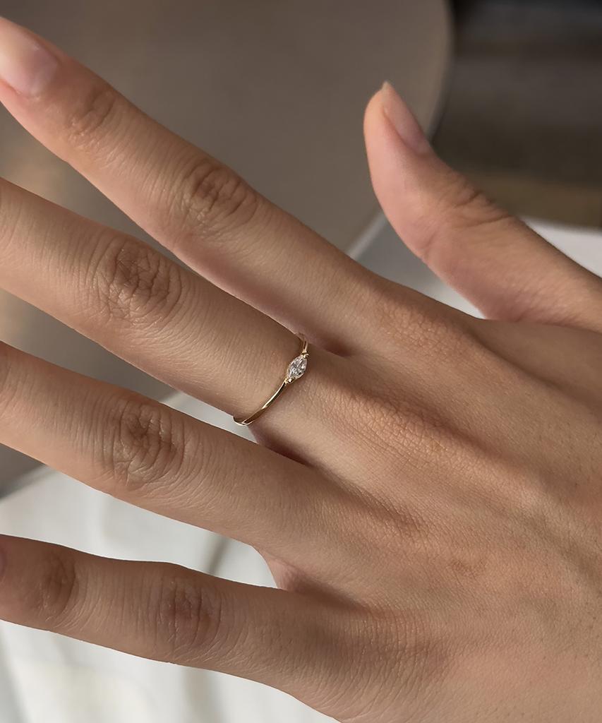 Faye 14K Navette Ring (C Type)