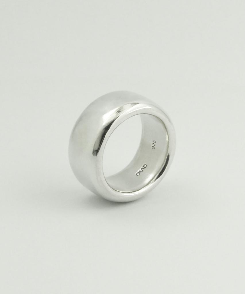 Ound Flat Bold Ring