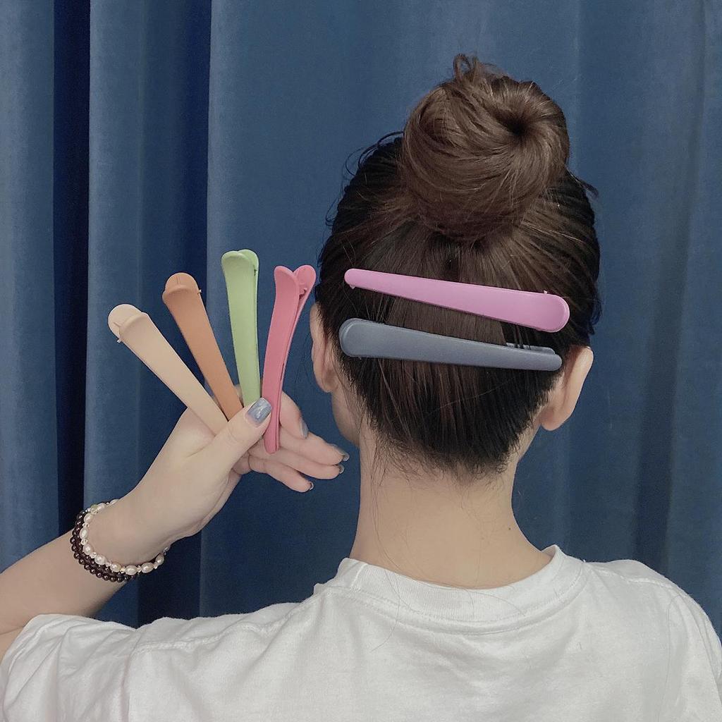 Матовые заколки-уточки в конфетных цветах для женщин