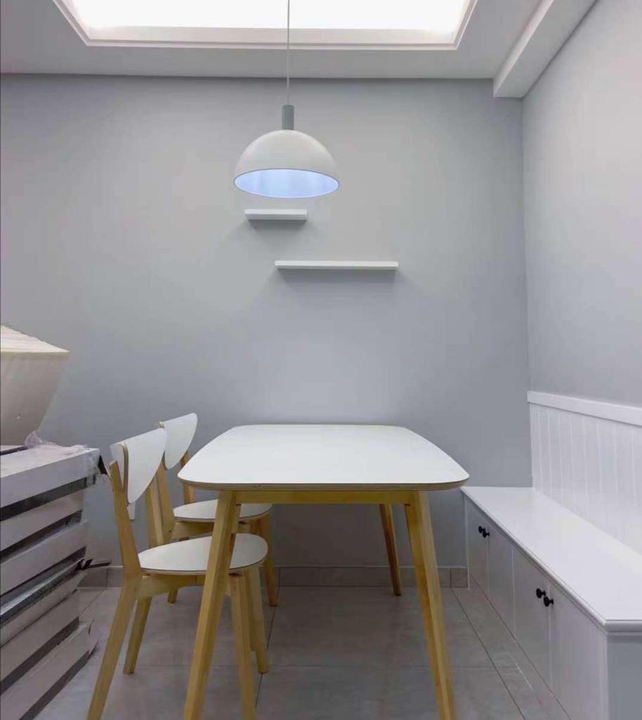 Nordic Nomila Modern Minimalist Solid Wood Dining & Conference Chair