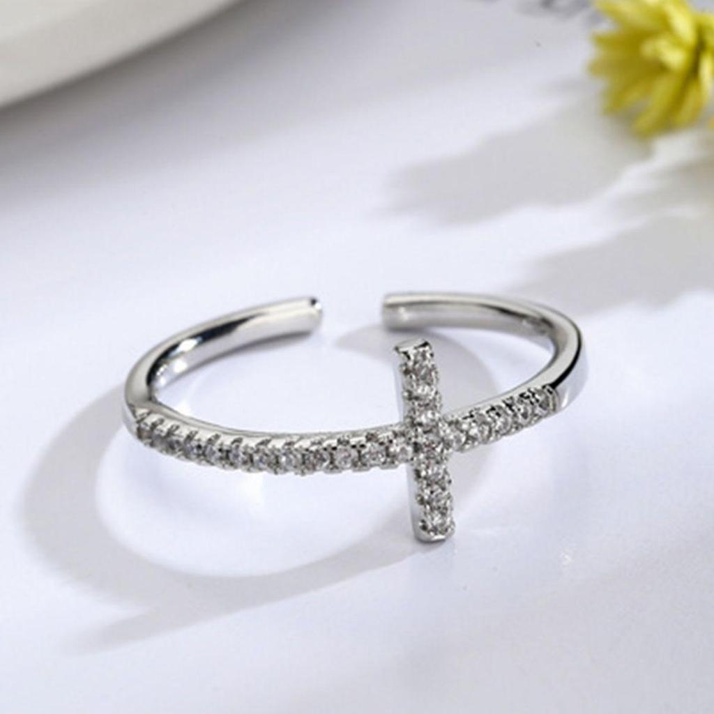 Elegant European-American Hip Hop Zircon Cross Ring