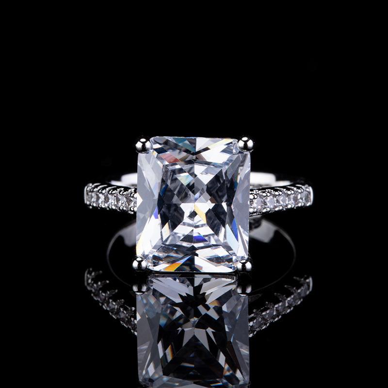 Bright Super Flash Rectangular Ring Elegant Simulation Diamond Ring Exquisite Women'S Wedding Diamond Ring Jewelry