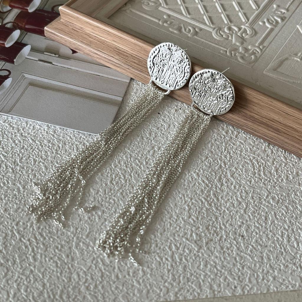 Преувеличенные длинные серьги-гвоздики для званого ужина, рельефные серьги, серьги, модный темперамент, высококлассные универсальные серьги с бахромой.