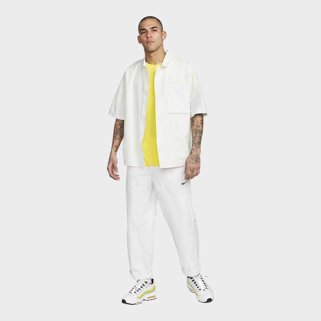 Nike Футболка с круглым вырезом с вышитым логотипом Мужские топы Желтый AR4999-709