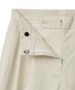 NOIRER FOR WOMAN Cotton Double-Pleated Loose-Fit Slacks (Buttercream)