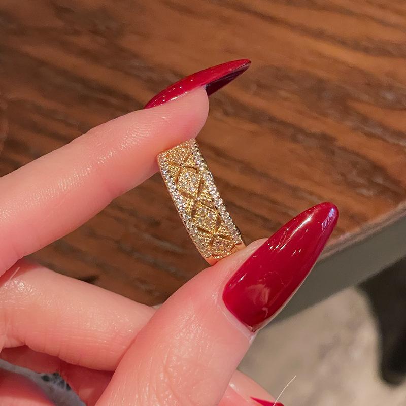 Средневековый французский ретро придворный стиль открытое кольцо полностью усыпанное бриллиантами, микроинкрустация цирконом, нишевый дизайн, высококлассные персонализированные аксессуары