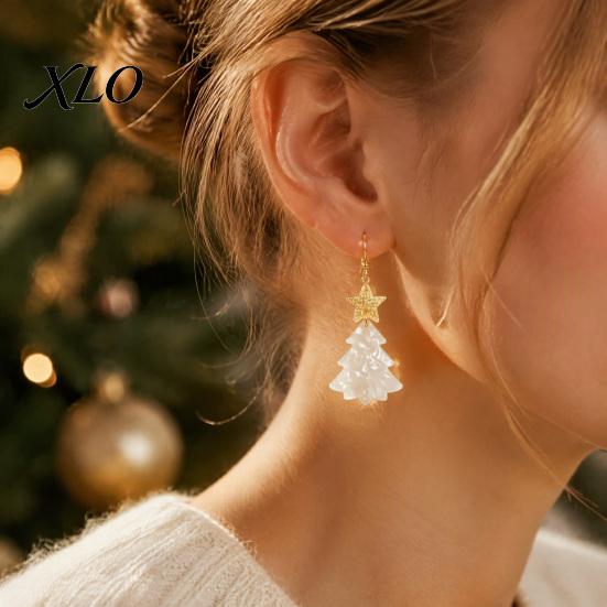 Lightweight Holiday Earrings for Women 1 Pair Christmas Tree Earrings, Glitter Acrylic Star Xmas Shape Festive Party Accessories Dangle Jewelry