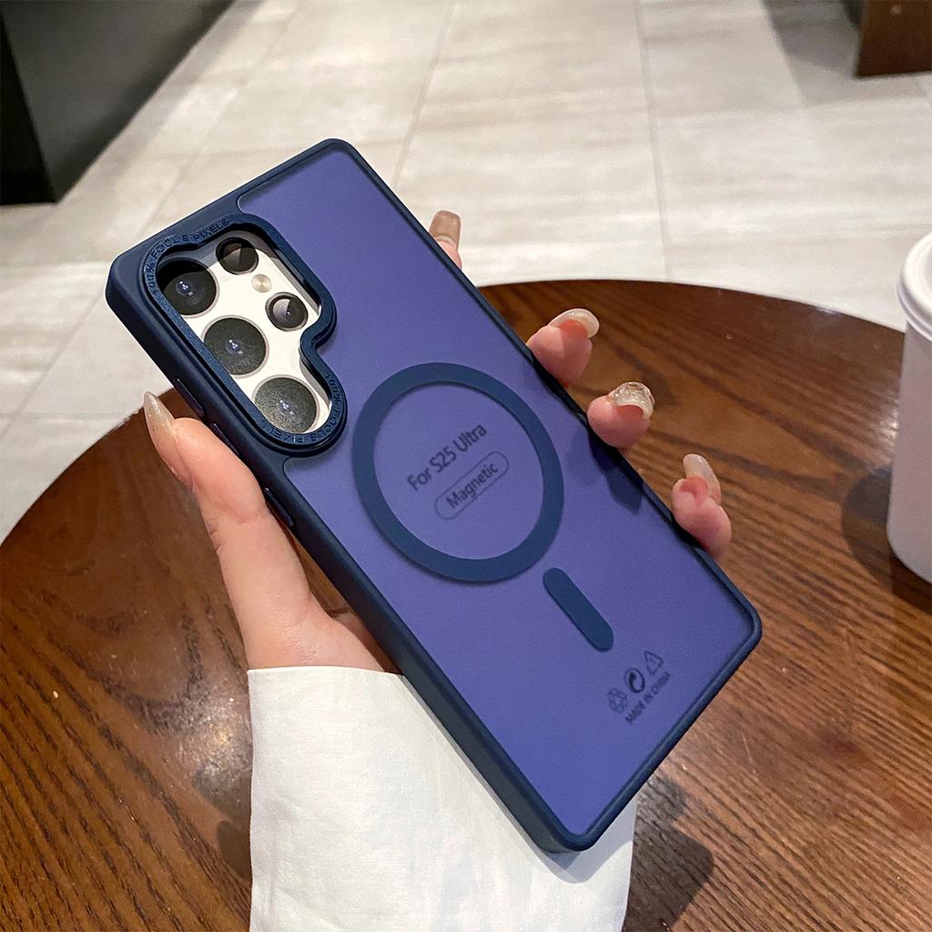 Hardware Camera Frame Frosted Skin Magnetic Phone Case for Apple 16pro Simple High-end Magnetic Phone Case New Style