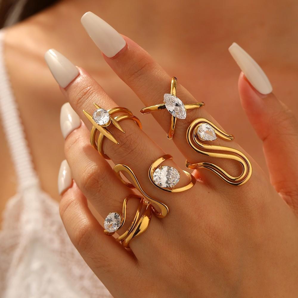 Minimalist Stainless Steel Zirconia Ring For Women With Irregular Shape And Elegant Look
