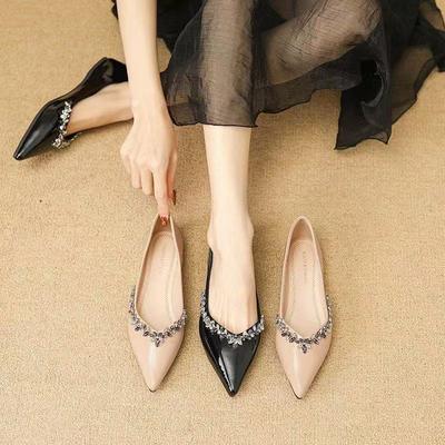 Темпераментный остроносый французский стиль красивые не устающие ноги туфли-лодочки женские 2025 осень новые на плоской подошве женские туфли черные туфли с открытым верхом