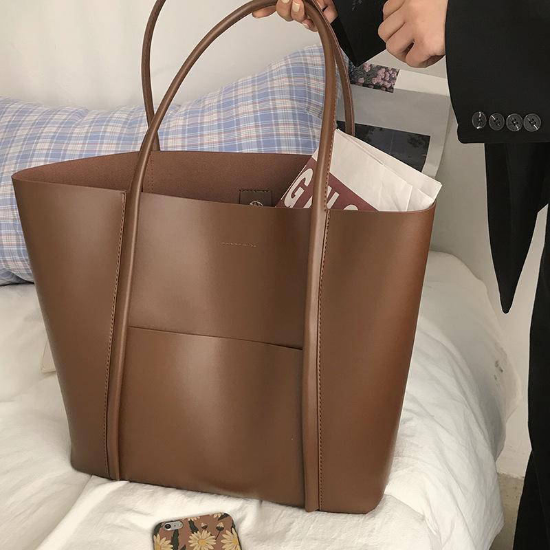 Винтажные женские черные сумки-тоут, коричневые сумки через плечо большой емкости, повседневные сумки для поездок на работу, простые универсальные сумки с карманами