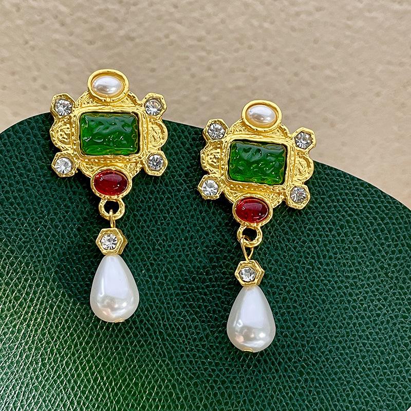 Классические серьги среднего размера для женщин и девочек с эмалью и цветком, серьги-клипсы, винтажные элегантные женские вечерние аксессуары для банкетов высокого класса, ювелирные изделия