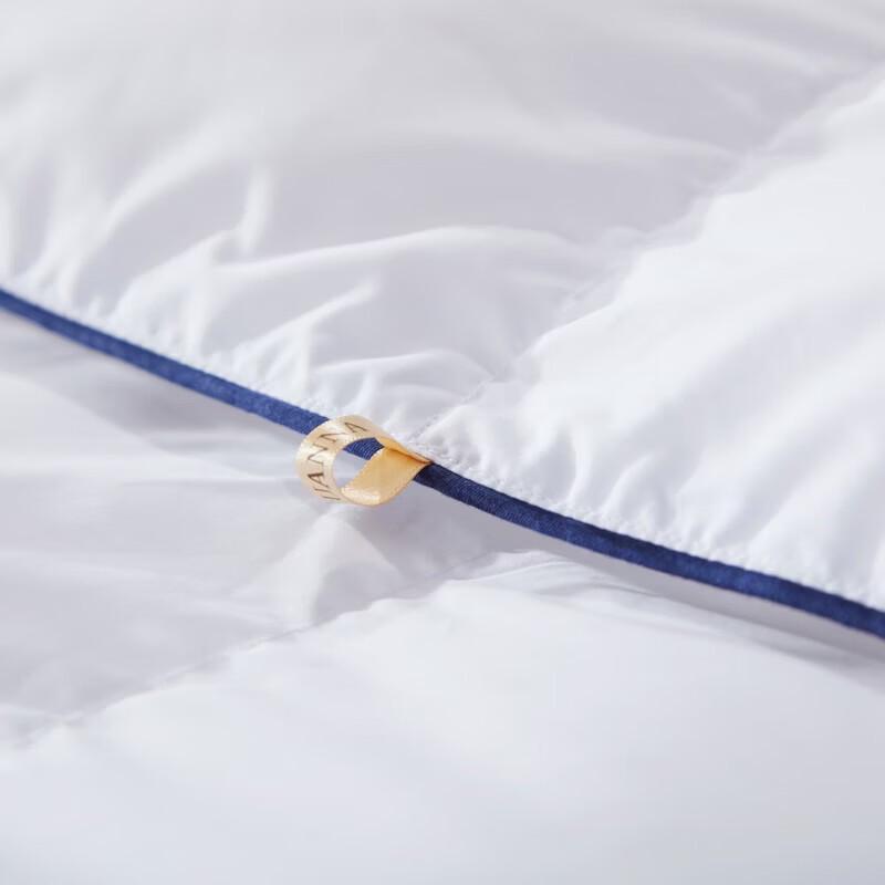 FUANNA Elastic Silk Microfibre Comforter