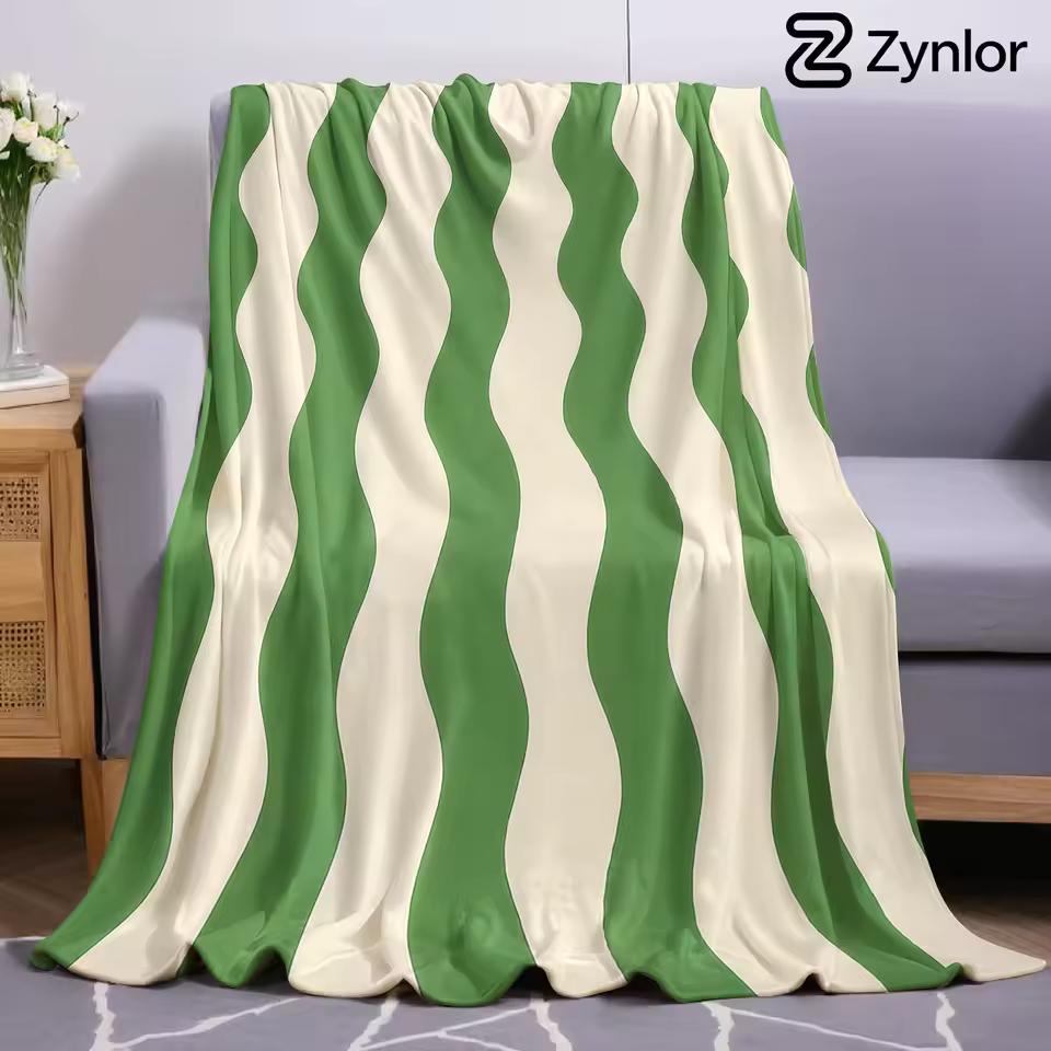 Green Wavy Stripe Lightweight Microfiber Soft Christmas Fleece Blanket Warm Cozy Throw for Bed Sofa Office Travel All Season