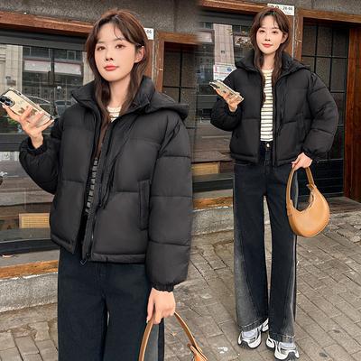 Женская теплая хлопковая куртка с капюшоном 2025 короткая утолщенная зимняя стеганая куртка студенческая куртка корейская свободная куртка-пуховик