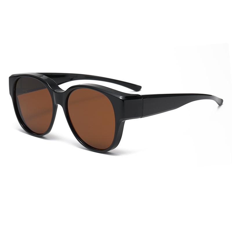 European & American Polarized Clip-on Sunglasses: Wear Over Prescription Glasses, Anti-UV, Trendy for Driving.