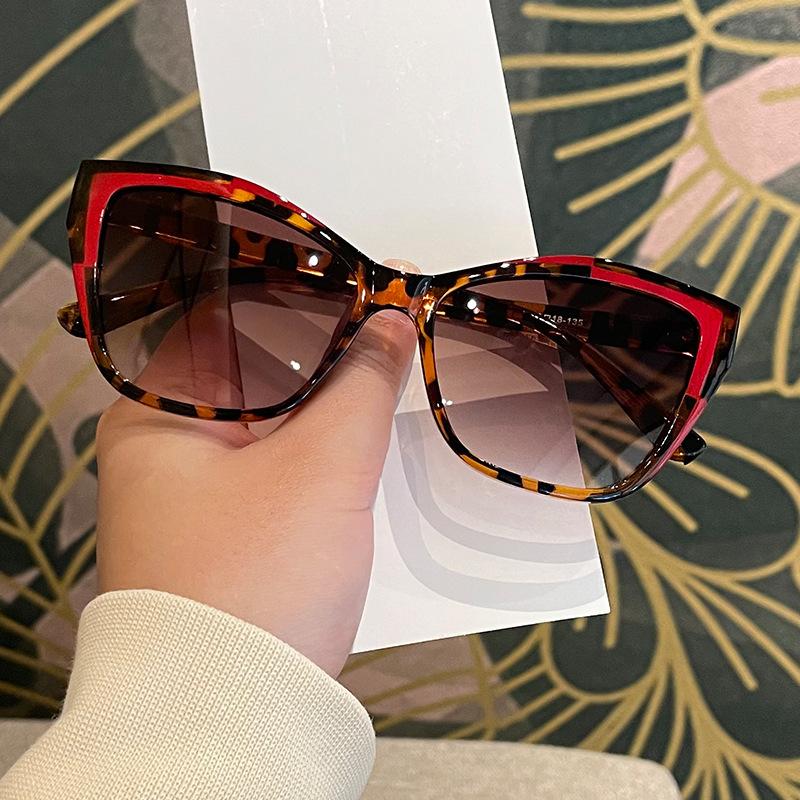 New Vintage Square Sunglasses Women Men Cat Eye Rectangle Sun Glasses Female Eyewear Oculos De Sol for Male Female Eyeglasses
