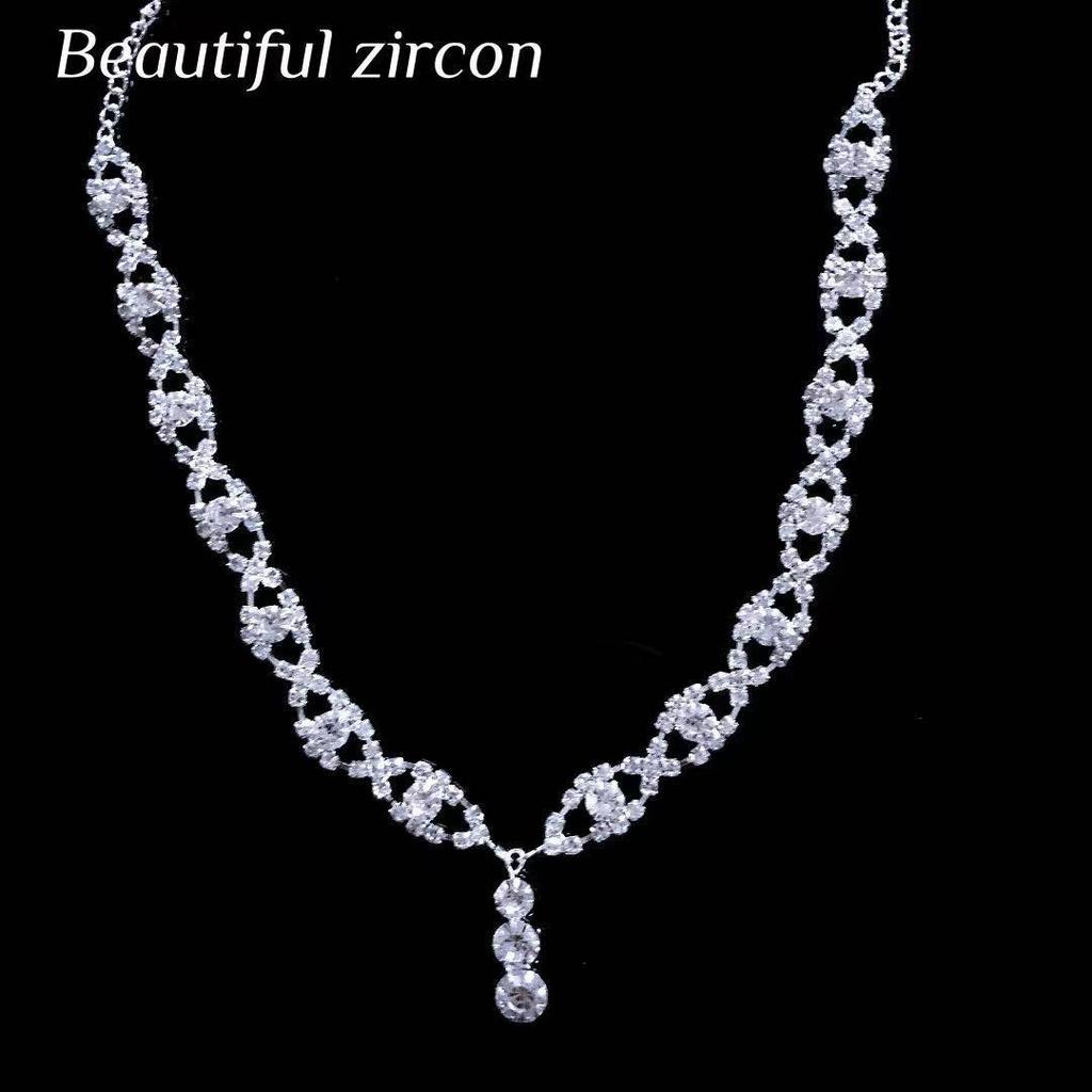 Элегантная свадебная цепочка на лоб со стразами